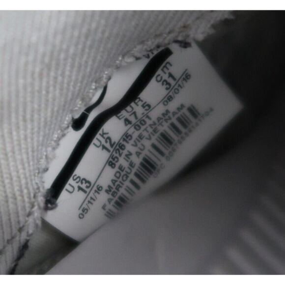 Nike Shoes Mens 13 Sneakers Roshe Tiempo VI Lifestyle Boot Triple White Leather - Picture 11 of 14